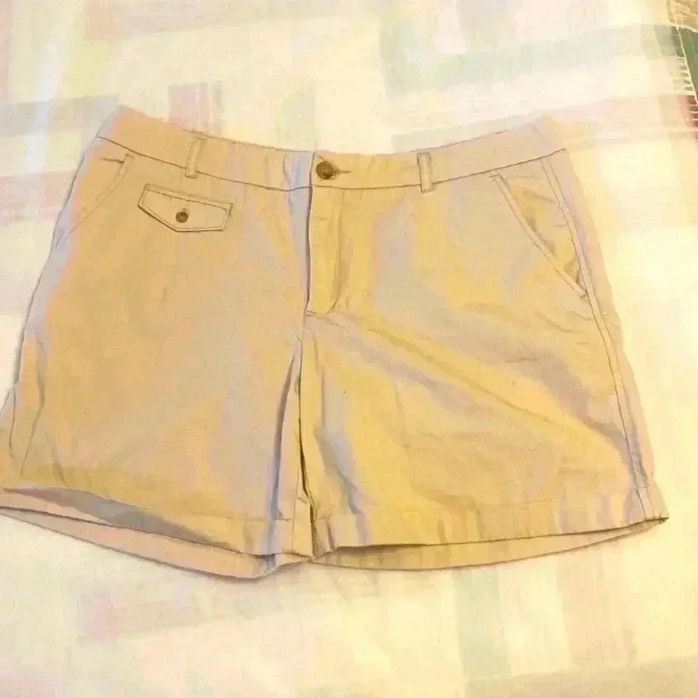 Beige color 100% cotton shorts 🩳
